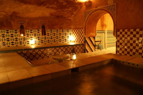 Tradición de los baños árabes en Granada / Arab baths tradition in ...